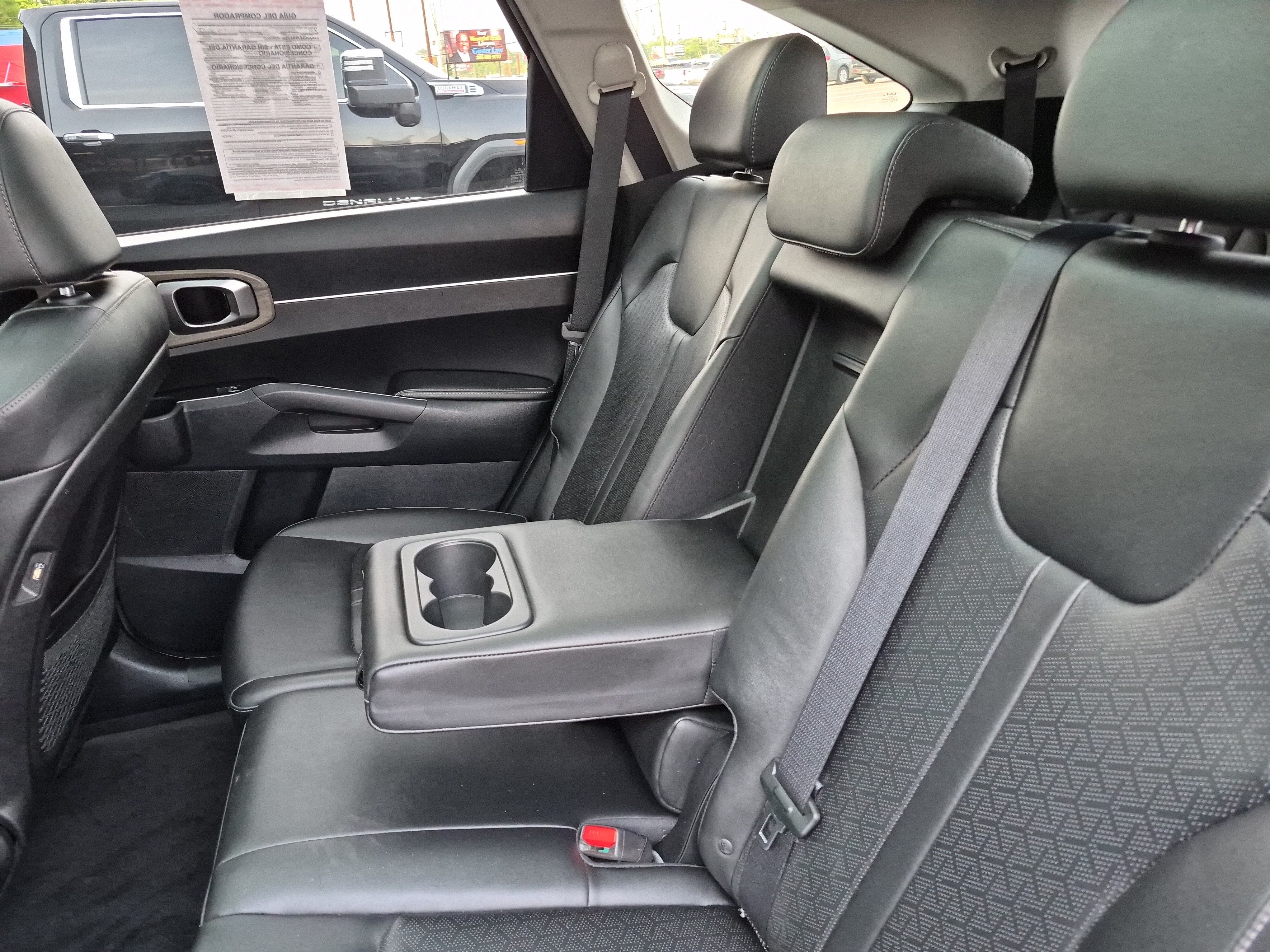 Used 2023 Kia Sorento S w/ Panoramic Sunroof Package AWD/4WD image 18