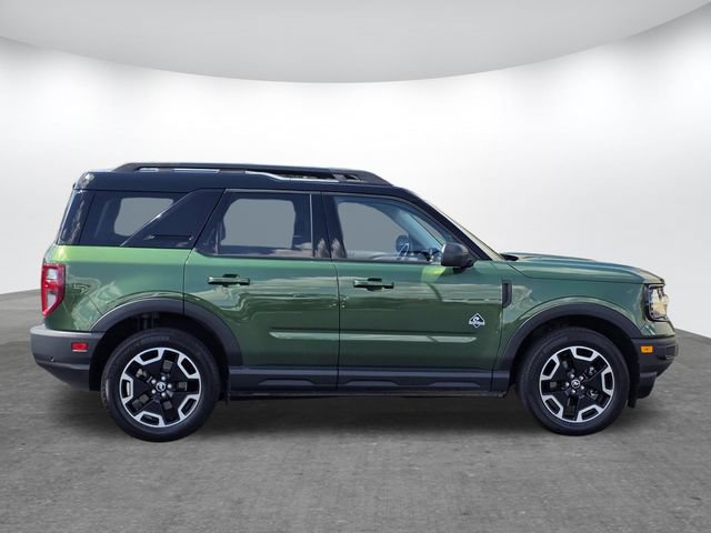 Certified 2024 Ford Bronco Sport Outer Banks w/ Tech Package AWD/4WD image 3