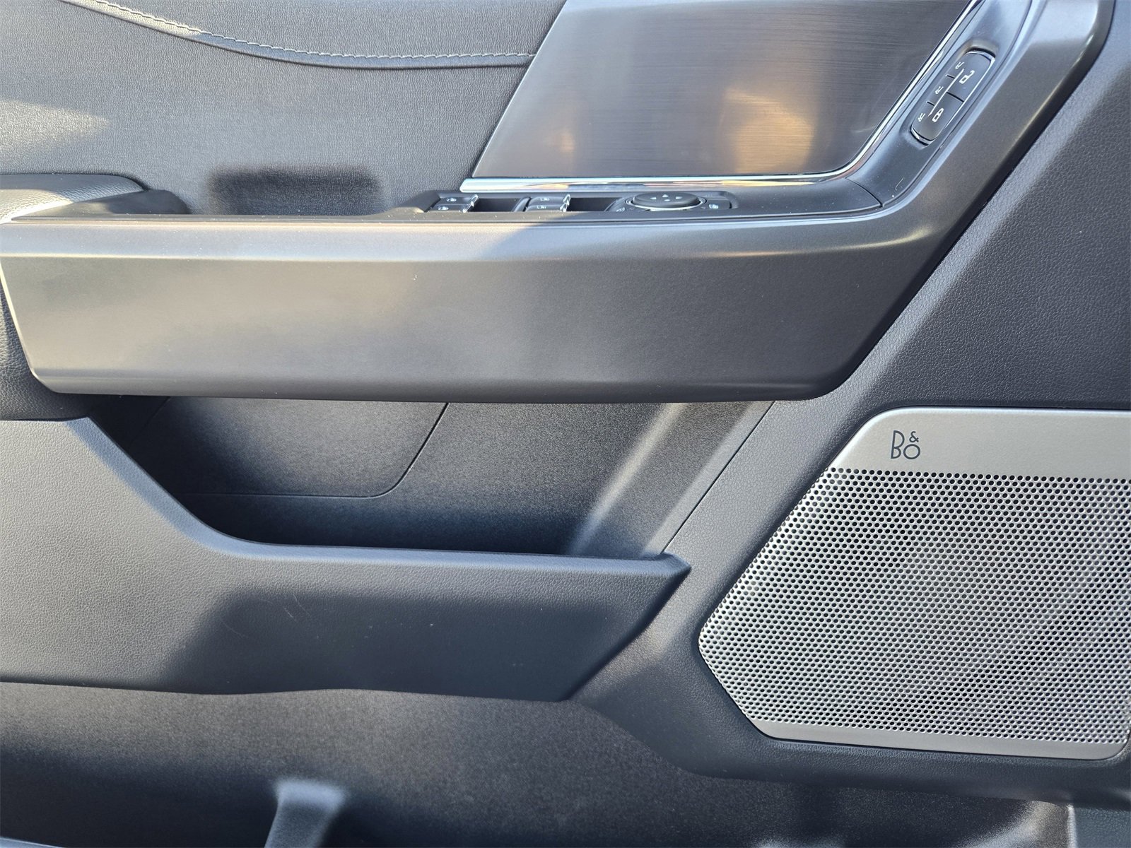 Certified 2024 Ford F150 Lariat w/ Bed Utility Package image 21