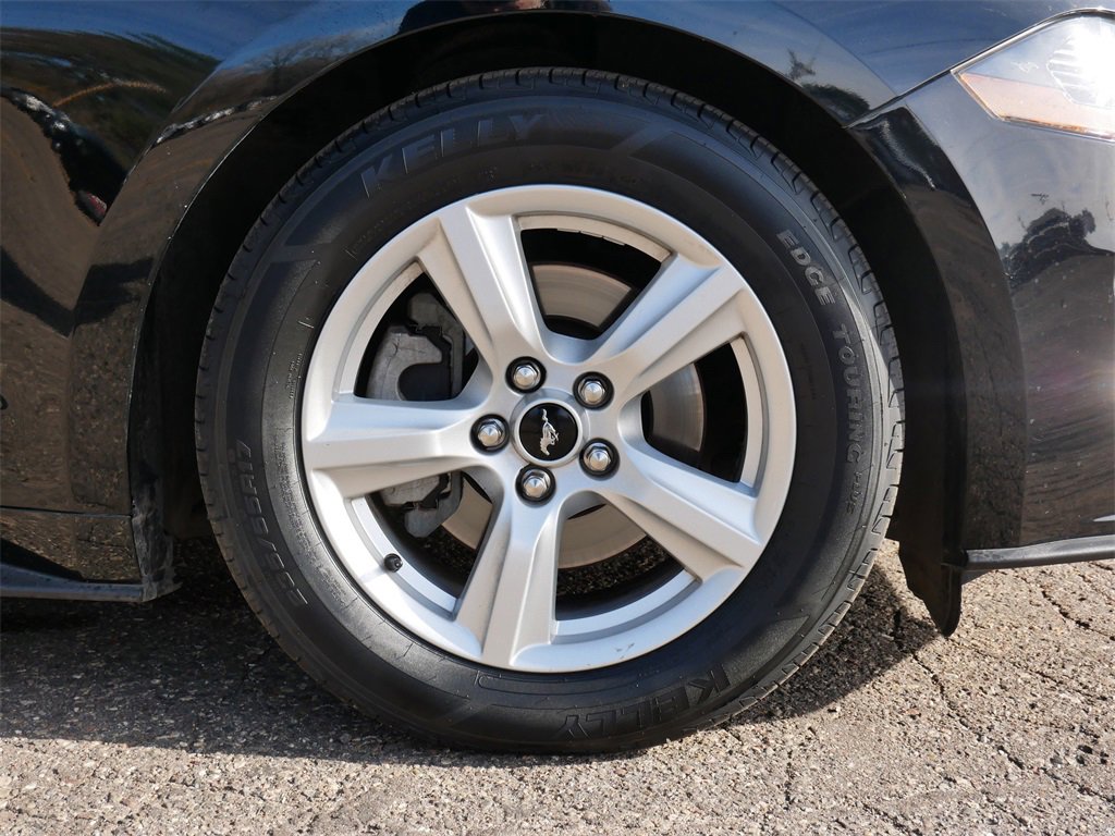 Certified 2019 Ford Mustang Convertible image 7