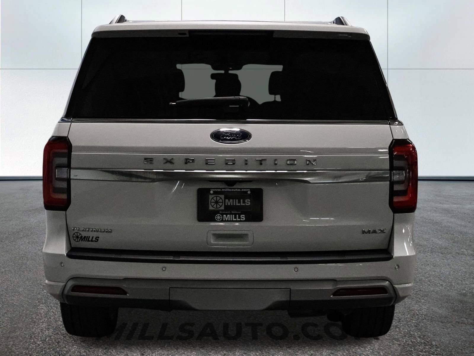 Certified 2024 Ford Expedition Max Platinum AWD/4WD image 6