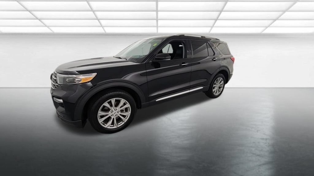 Certified 2024 Ford Explorer Limited w/ Equipment Group 301A AWD/4WD image 4
