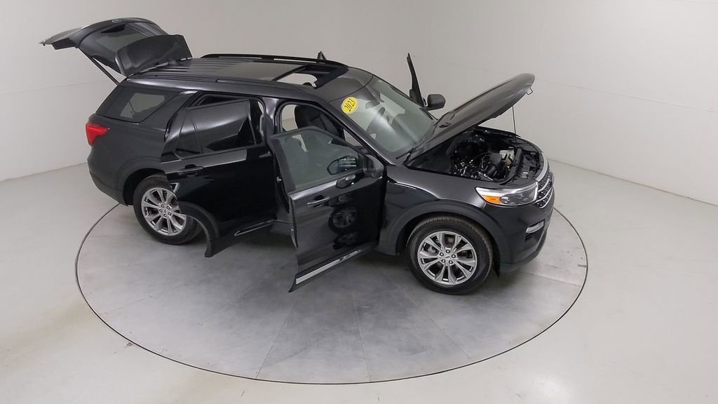 Certified 2023 Ford Explorer XLT w/ Equipment Group 202A image 50