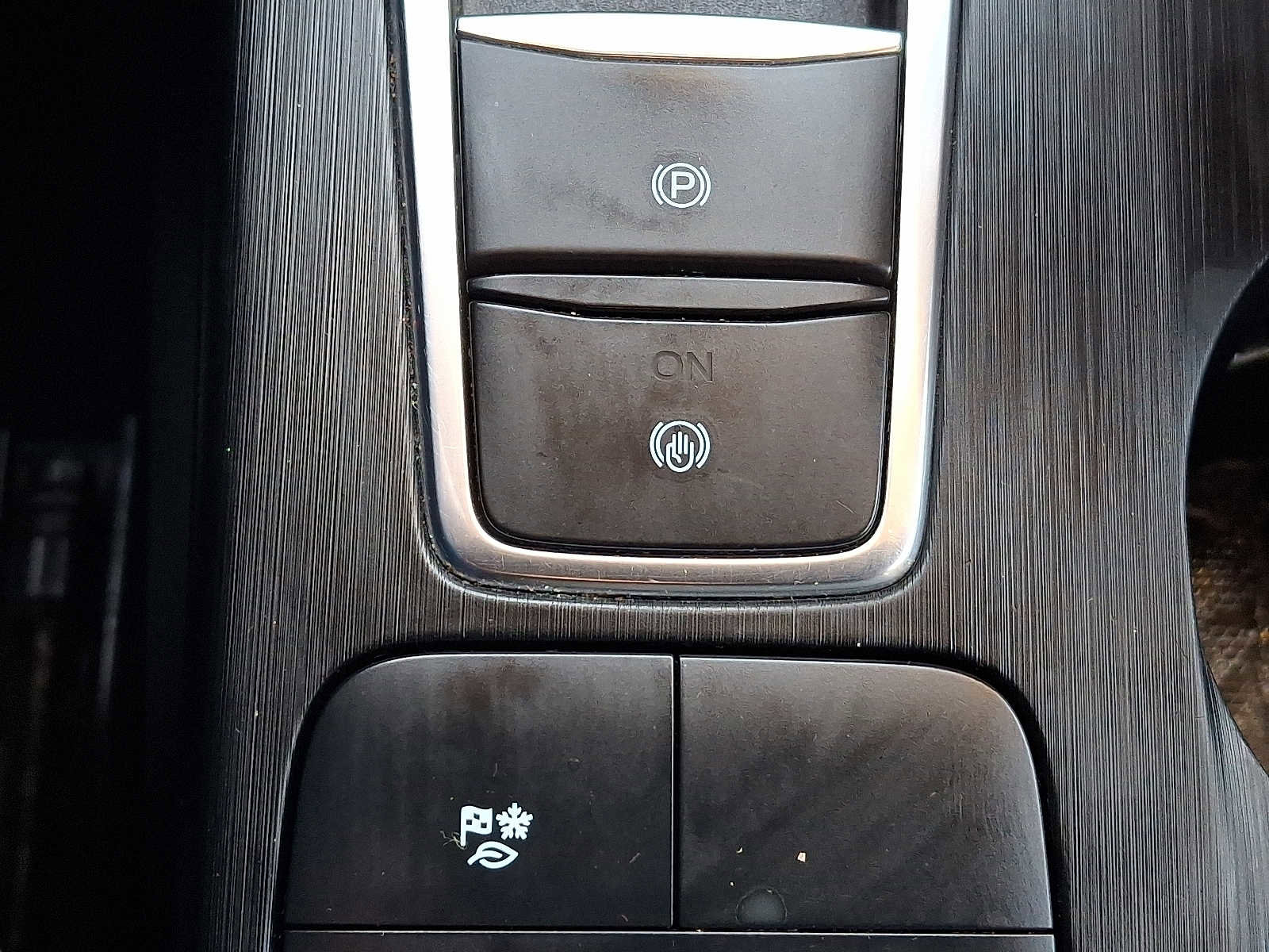 Certified 2020 Ford Escape SE Sport image 27