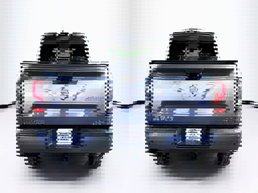 Used 2023 Nissan Titan Platinum Reserve w/ Moonroof Package image 5