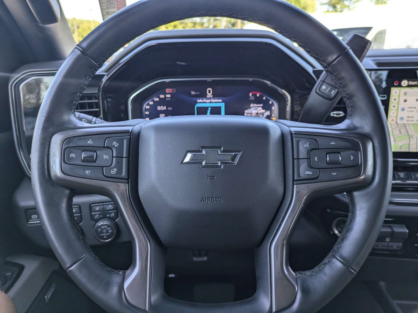 Used 2025 Chevrolet Silverado 2500 ZR2 w/ Technology Package AWD/4WD image 29