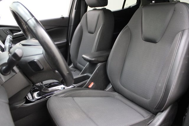 Used 2023 Buick Encore GX Preferred w/ Cold Weather Comfort Package FWD image 7