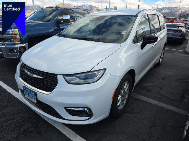 Used 2024 Chrysler Pacifica Touring-L
