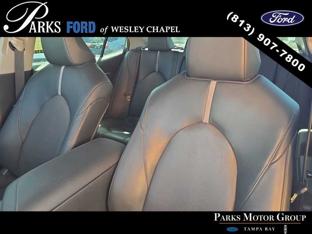 Used 2022 Toyota Camry XSE image 19
