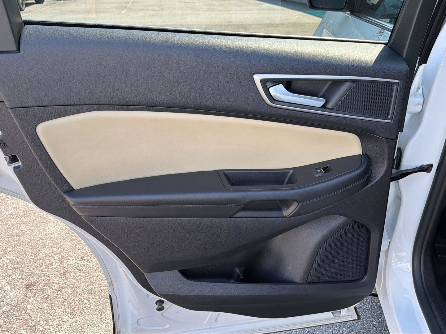 Certified 2024 Ford Edge SEL AWD/4WD image 16