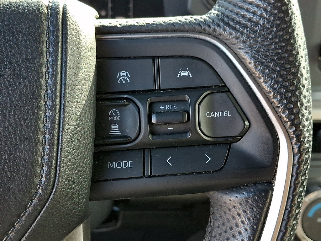Used 2024 Toyota Tacoma SR5 AWD/4WD image 20