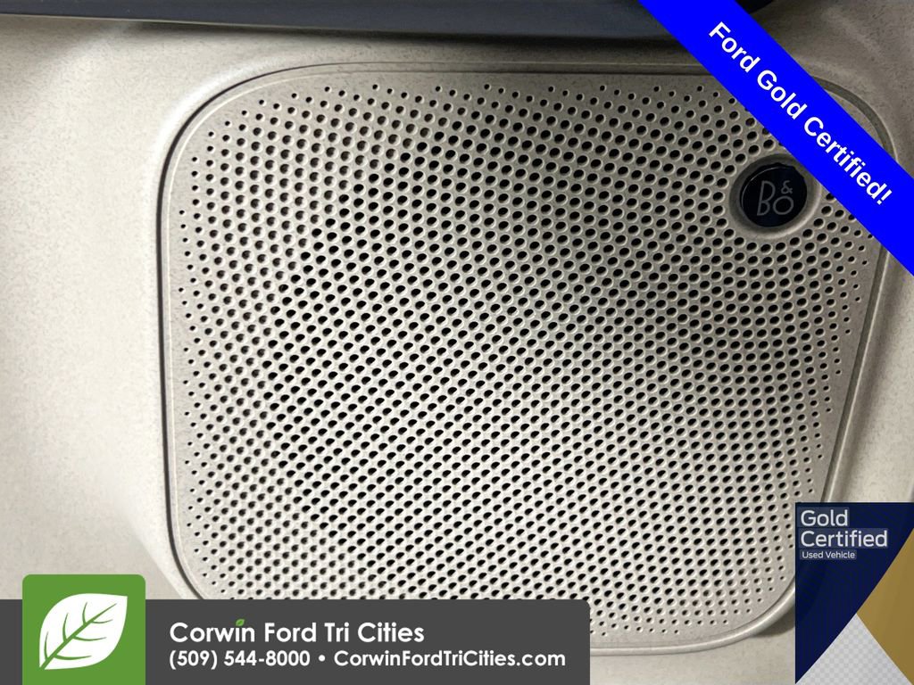 Certified 2025 Ford Maverick Lariat w/ 4K Tow Package image 13