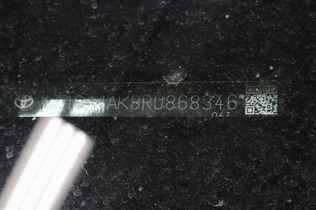 Used 2024 Toyota Camry SE FWD image 31