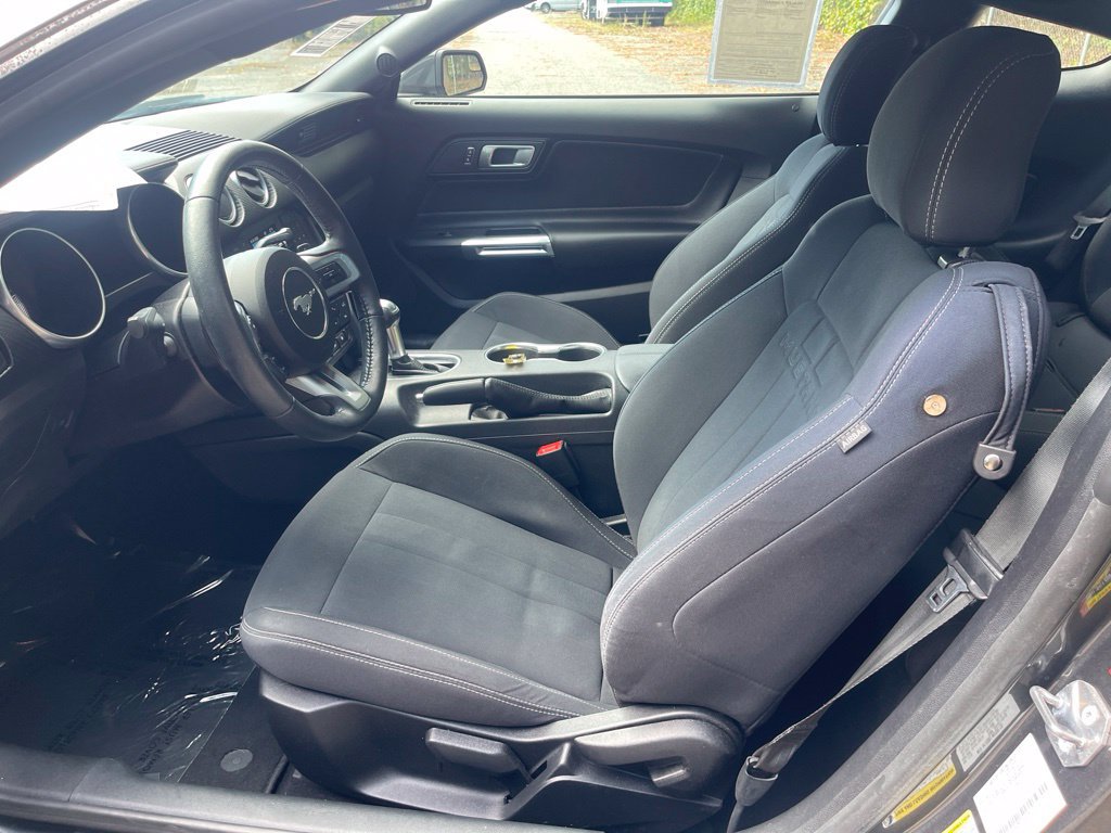Certified 2020 Ford Mustang Coupe RWD image 12