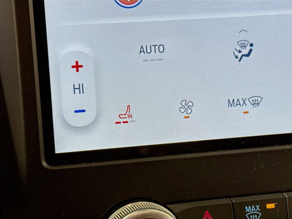 Certified 2024 Ford Edge SEL w/ Convenience Package image 22