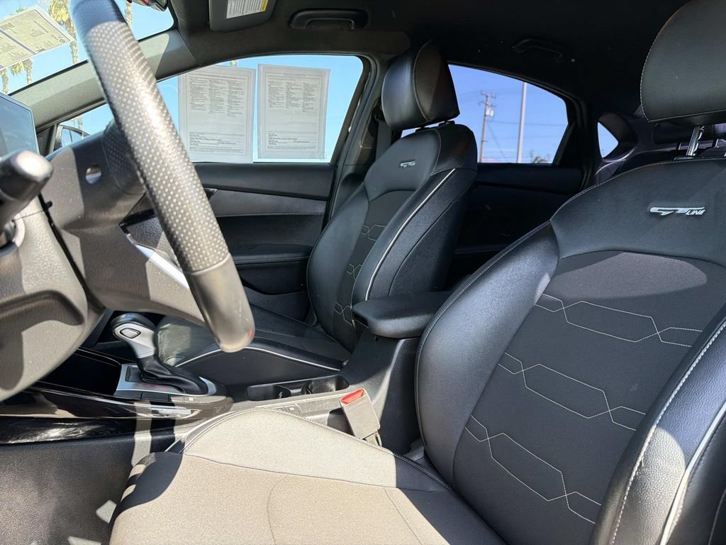Used 2024 Kia Forte GT-Line FWD image 20