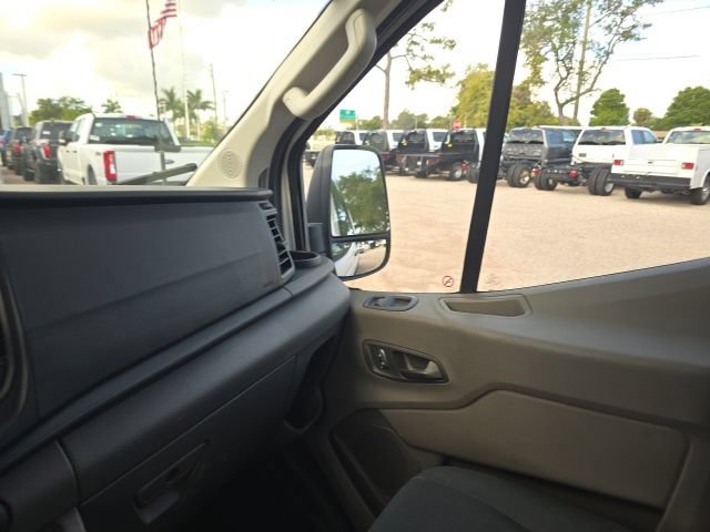 Certified 2025 Ford Transit 250 Low Roof w/ Exterior Upgrade Package RWD image 18