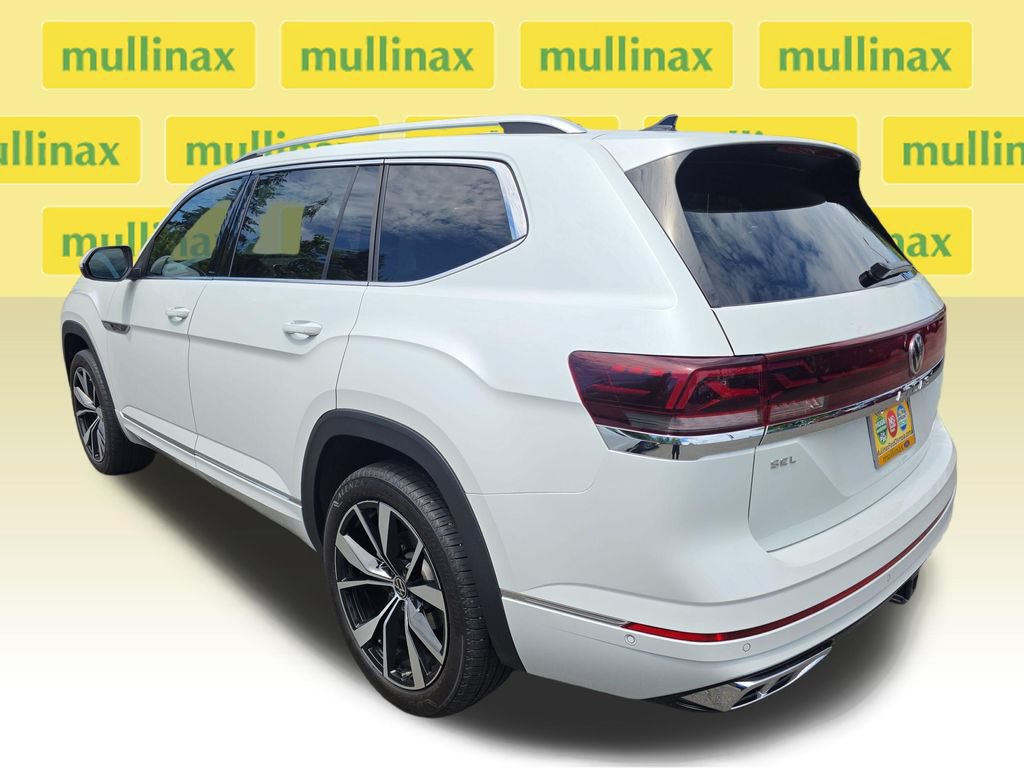 Used 2025 Volkswagen Atlas SEL Premium R-Line AWD/4WD image 11