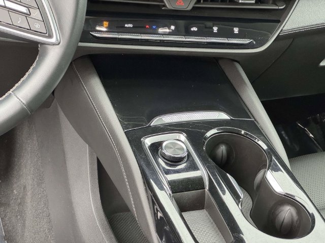 Used 2024 Buick Envision Preferred AWD/4WD image 23
