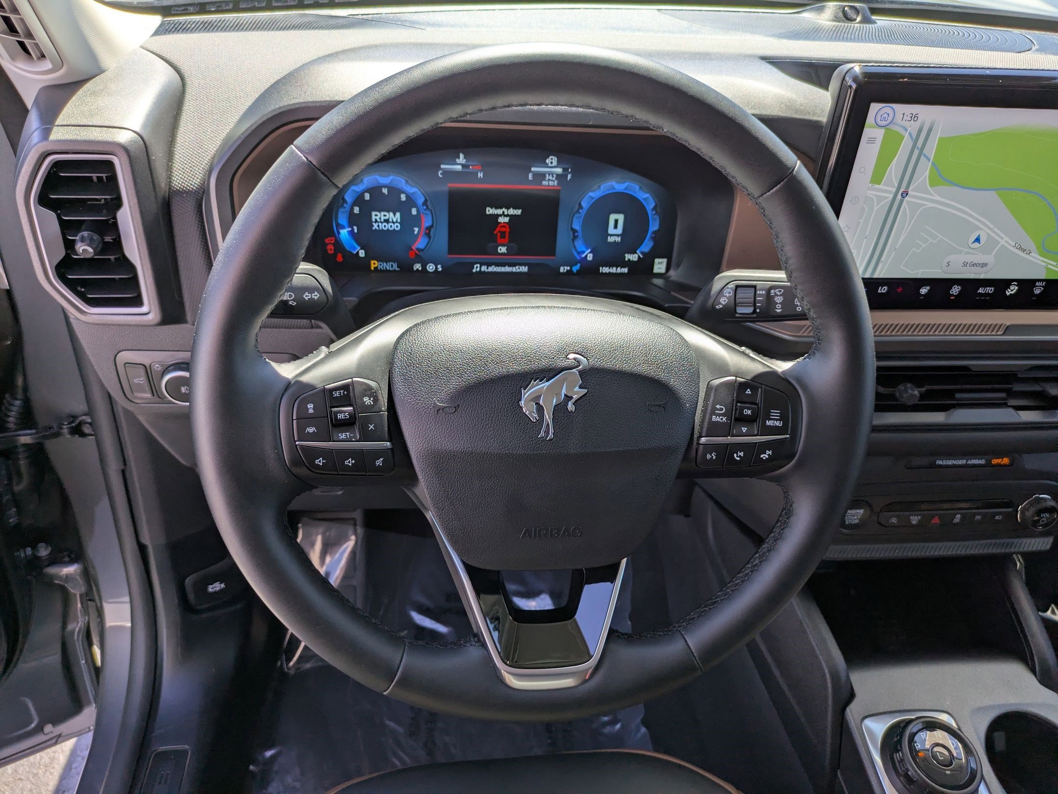 Certified 2025 Ford Bronco Sport Outer Banks w/ Outer Banks Tech Package+ AWD/4WD image 18