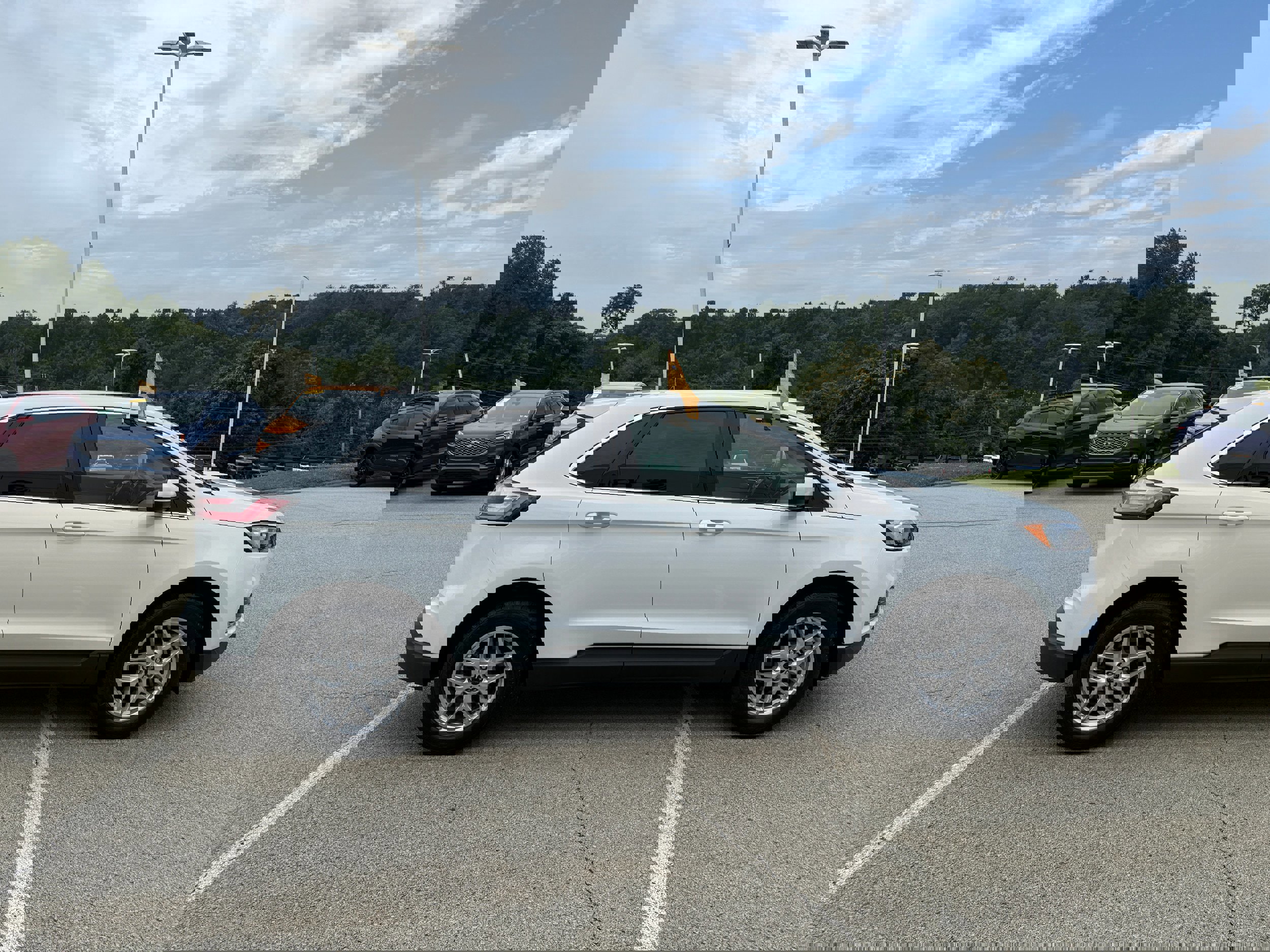 Certified 2024 Ford Edge SEL image 2