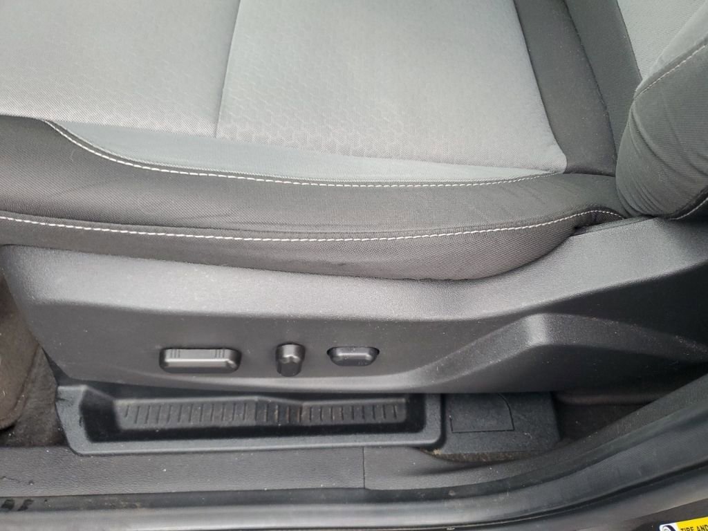 Certified 2018 Ford Escape SE image 14