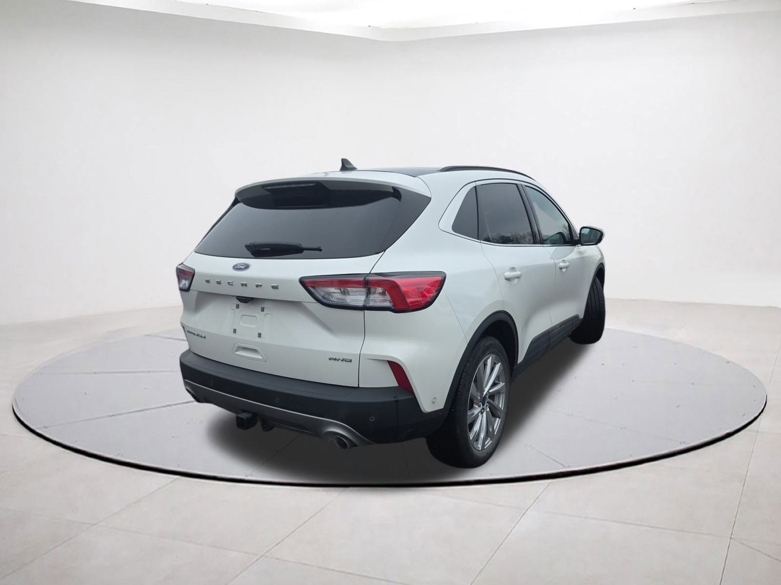 Certified 2022 Ford Escape Titanium w/ Titanium Elite Package image 6