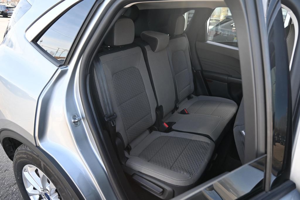 Certified 2022 Ford Escape SE image 24