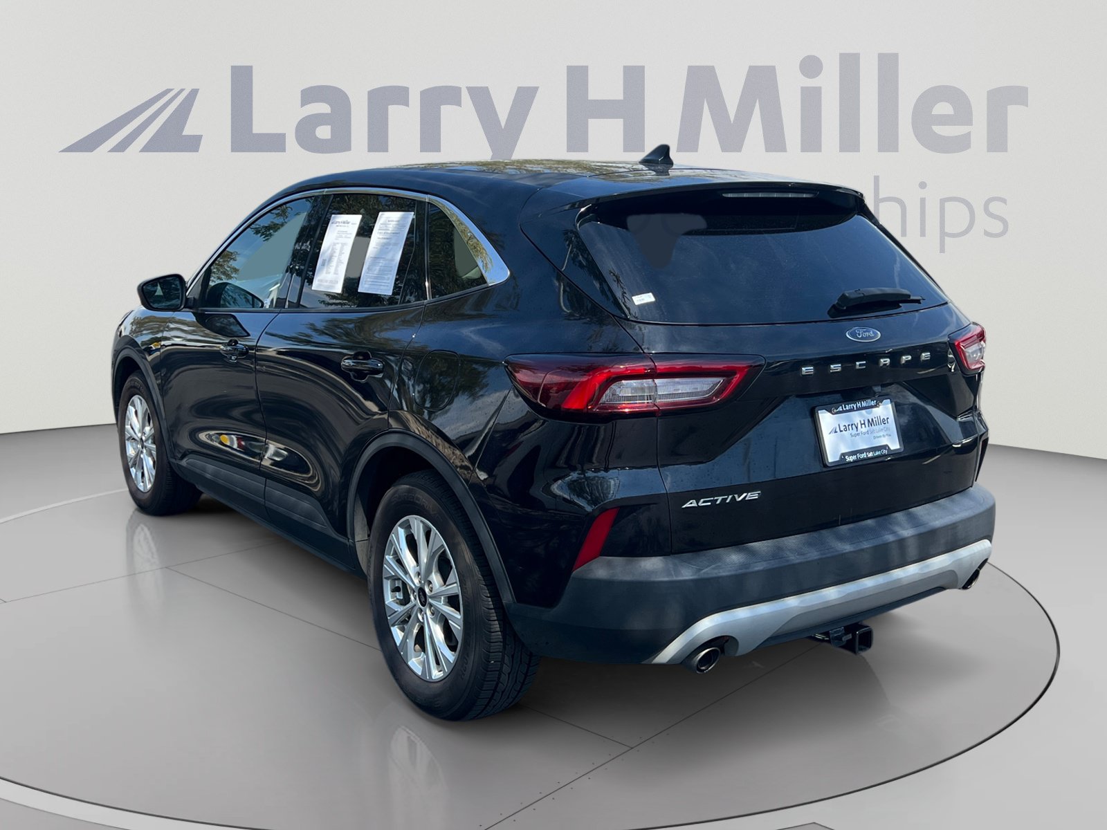Certified 2023 Ford Escape Active FWD image 3