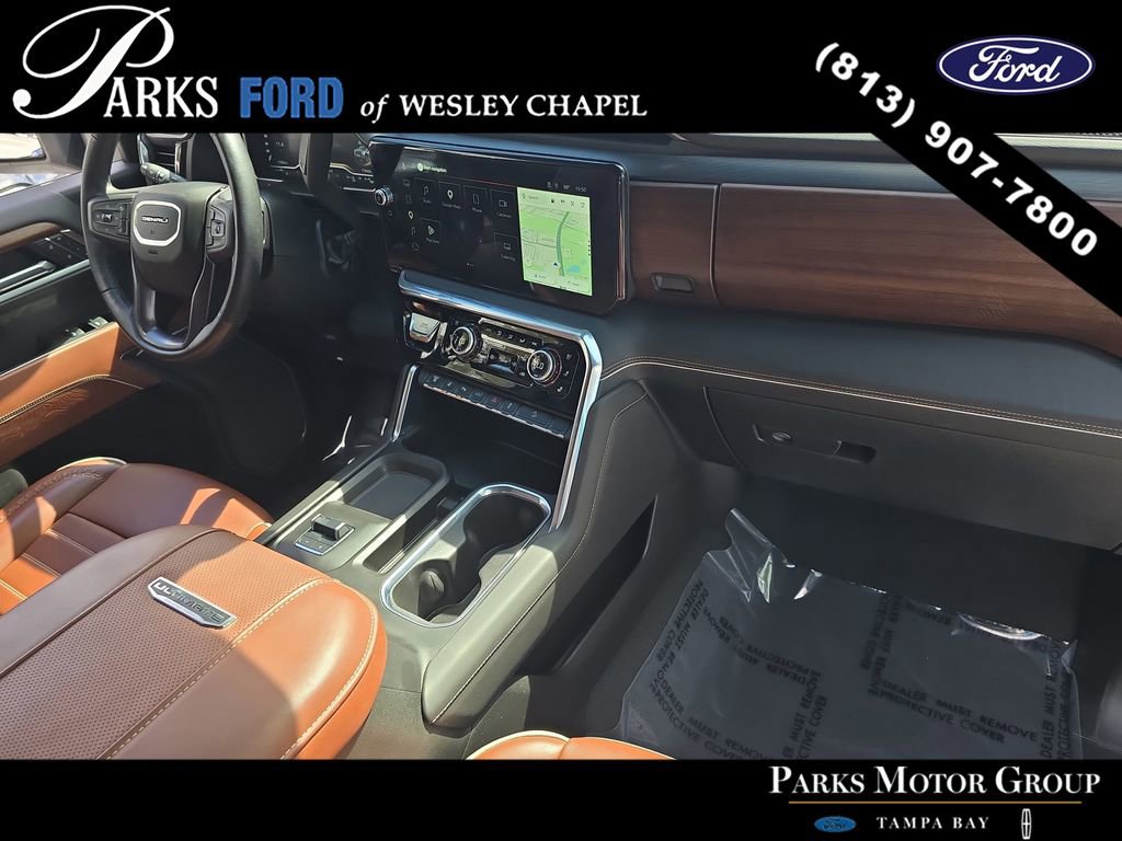 Used 2025 GMC Sierra 2500 Denali Ultimate AWD/4WD image 9