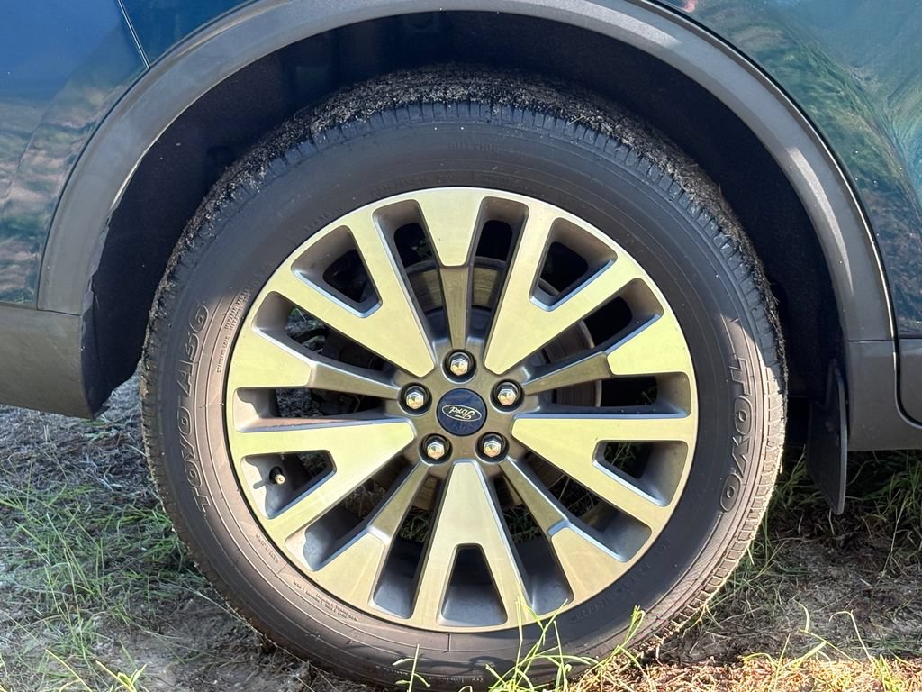 Certified 2020 Ford Escape Titanium AWD/4WD image 21