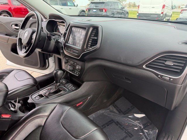 Used 2020 Jeep Cherokee Trailhawk w/ Comfort/Convenience Group AWD/4WD image 41