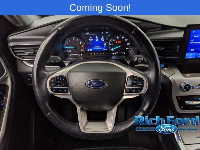 Certified 2022 Ford Explorer XLT w/ Equipment Group 202A image 8