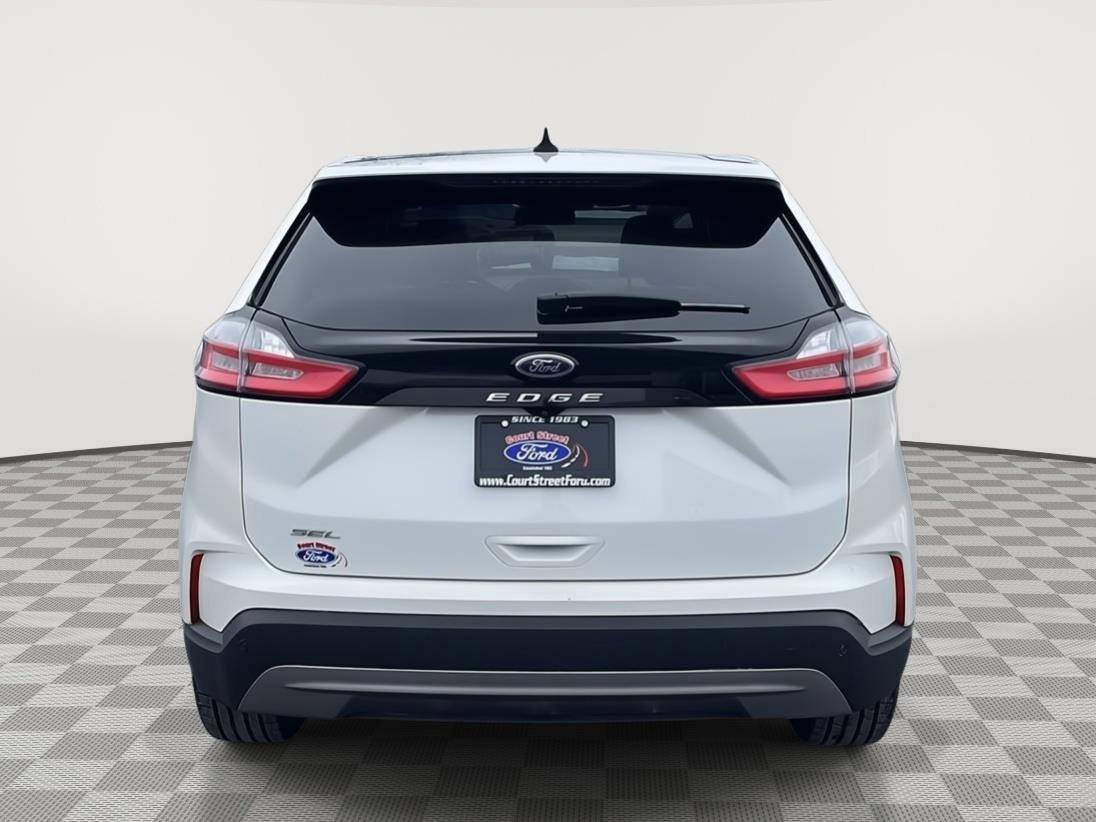 Certified 2021 Ford Edge SEL w/ Convenience Package image 3