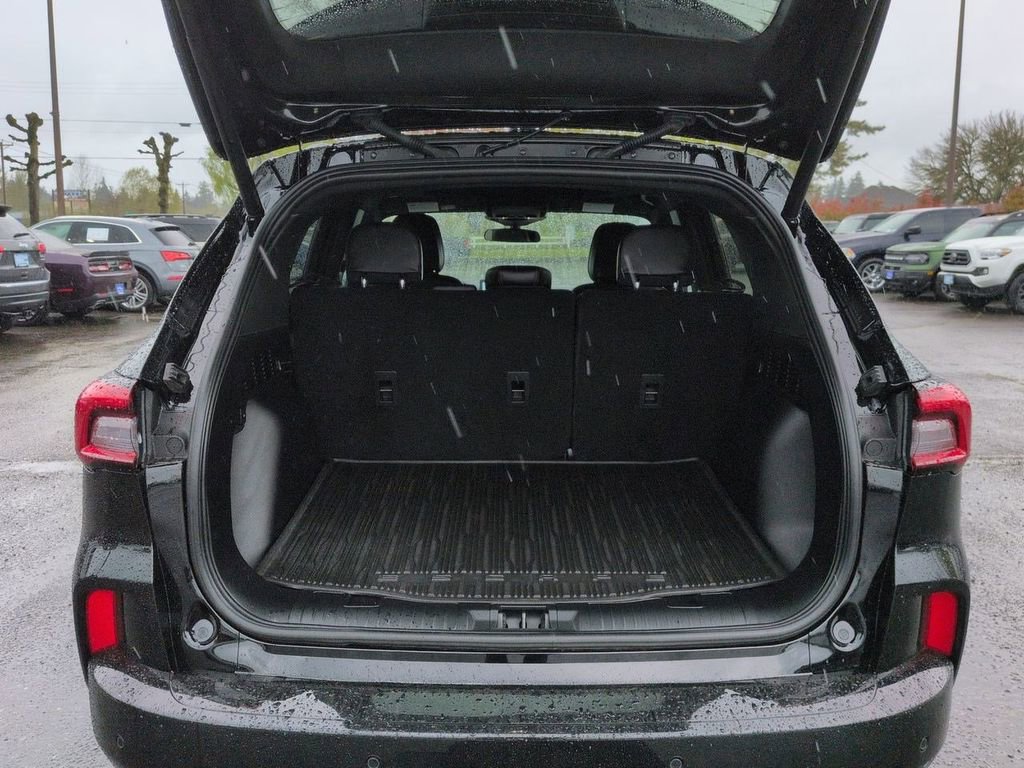 Certified 2024 Ford Escape ST-Line w/ Tech Pack #1 image 25