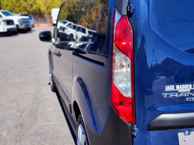 Certified 2022 Ford Transit Connect XL FWD image 9