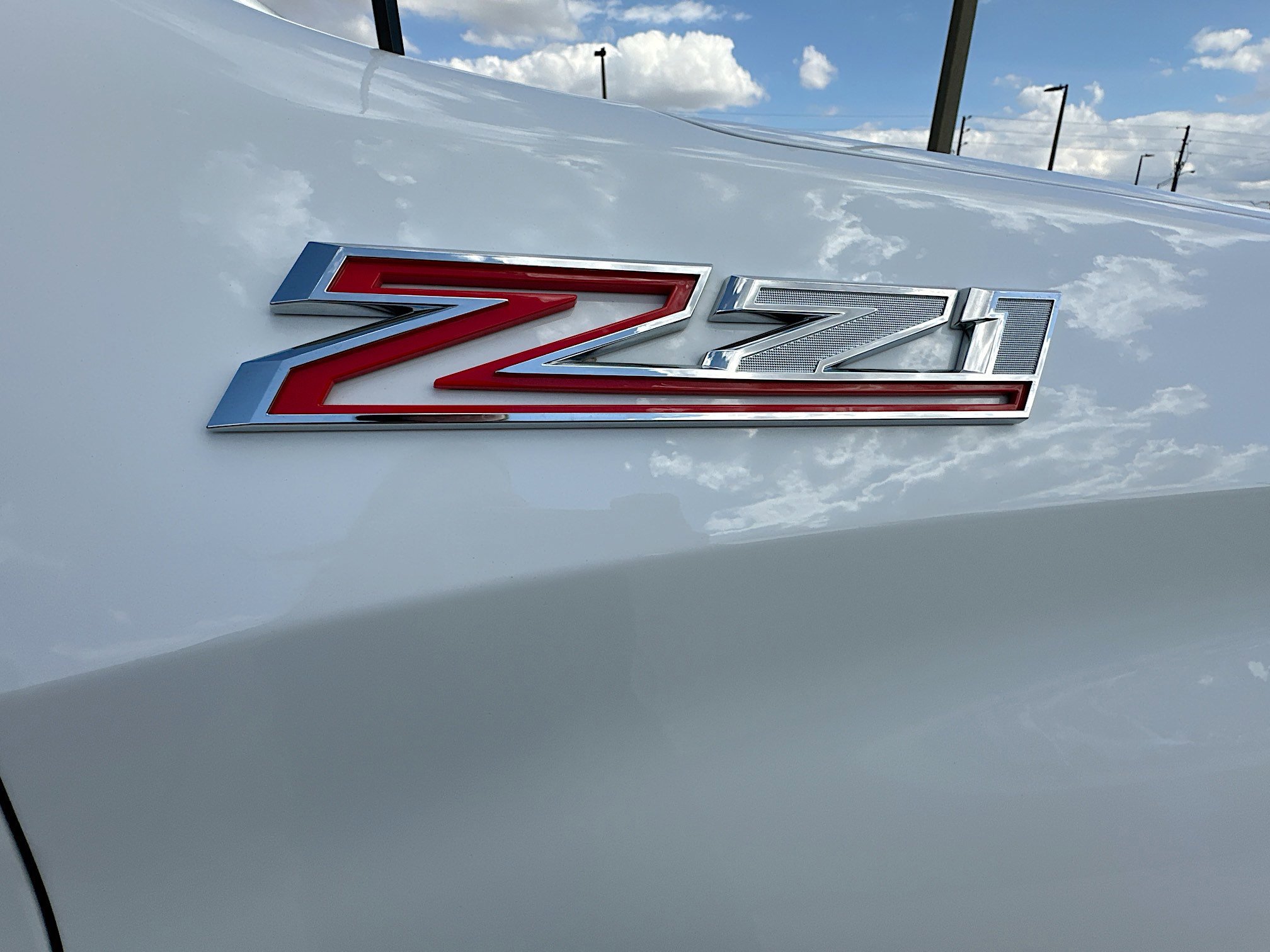 Used 2025 Chevrolet Silverado 1500 LTZ image 33