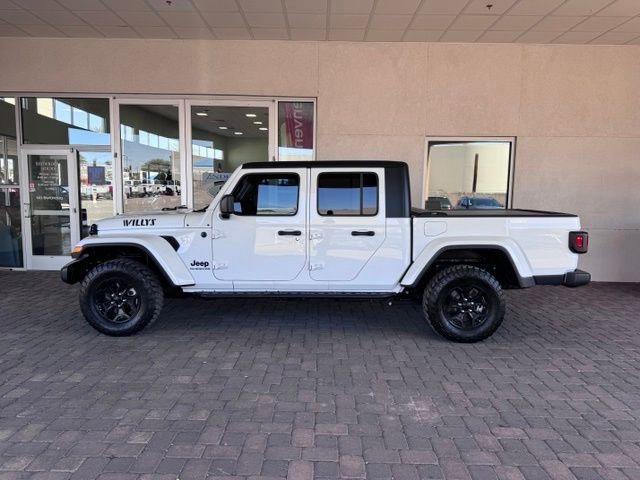 Used 2022 Jeep Gladiator Sport AWD/4WD image 2