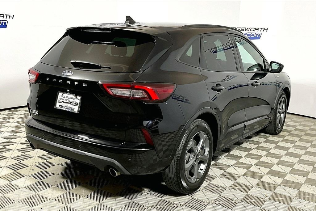 Certified 2023 Ford Escape ST-Line w/ Tech Pack #1 FWD image 9