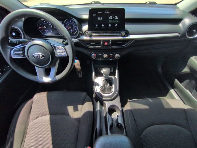 Used 2021 Kia Forte LXS FWD image 17