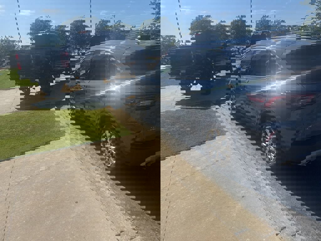 Certified 2023 Ford Escape Active w/ Tech Pack #2 AWD/4WD image 3