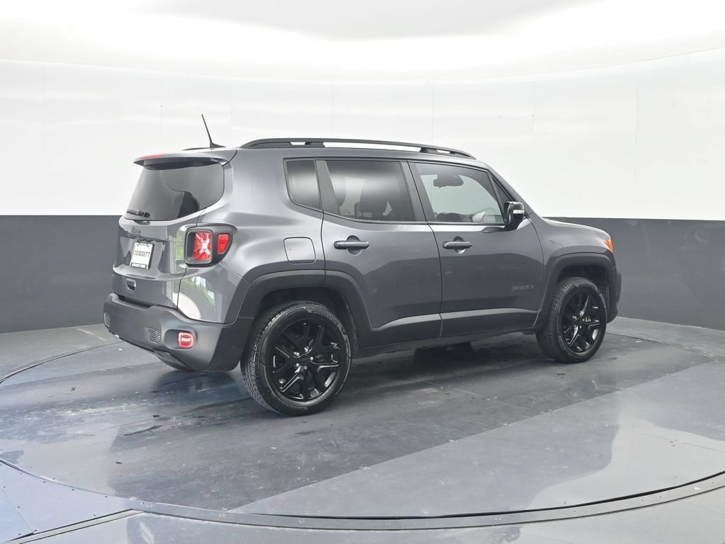 Used 2022 Jeep Renegade Altitude AWD/4WD image 15