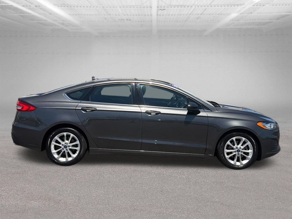 Certified 2019 Ford Fusion SE FWD image 11