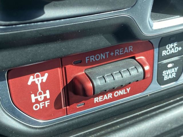 Used 2022 Jeep Gladiator Rubicon w/ Cold Weather Group image 32