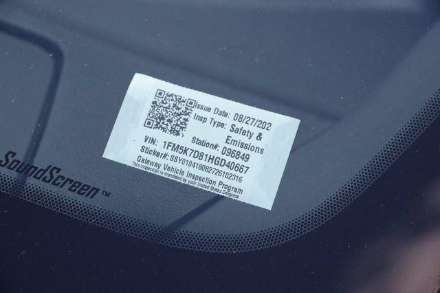 Certified 2017 Ford Explorer XLT FWD image 31