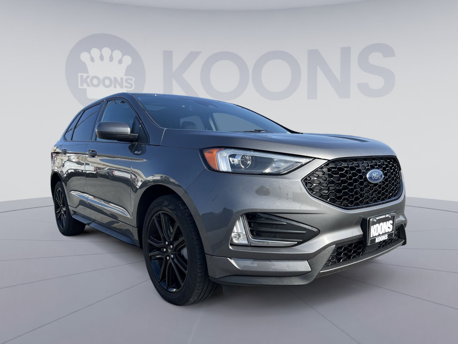Certified 2024 Ford Edge ST-Line w/ Class II Trailer Tow Package AWD/4WD image 18
