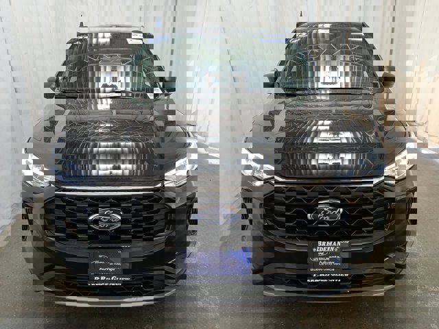 Certified 2023 Ford Escape ST-Line w/ Tech Pack #1 image 7