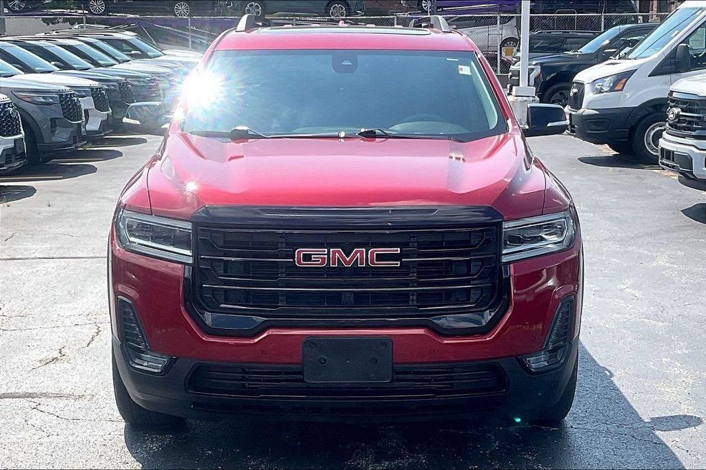 Used 2023 GMC Acadia SLE w/ Driver Convenience Package AWD/4WD image 2