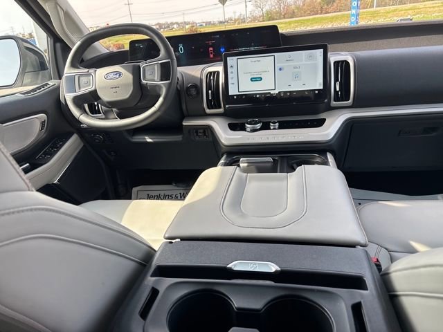 Certified 2025 Ford Expedition Max Active image 10