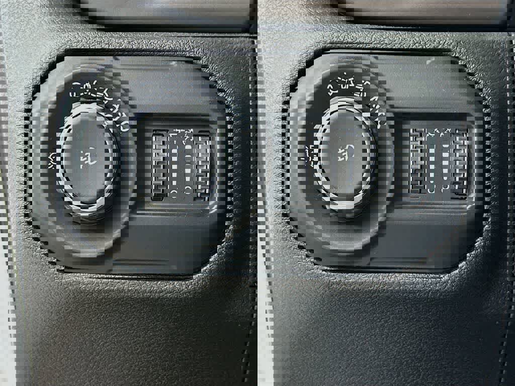 Used 2020 Jeep Wrangler Unlimited Sport S image 27